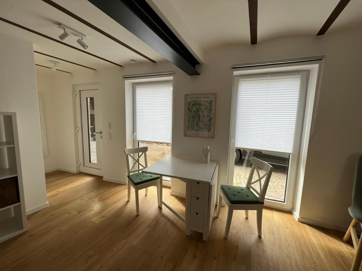 Restaurierter Altbau Mit Privatem Innenhof & Parkplatz Grossfischlingen Kültér fotó