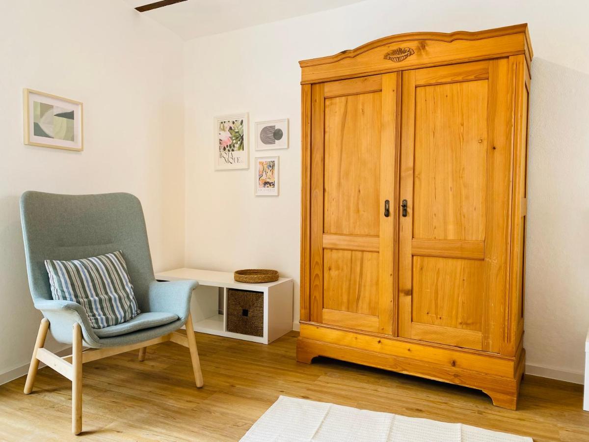 Restaurierter Altbau Mit Privatem Innenhof & Parkplatz Grossfischlingen Kültér fotó