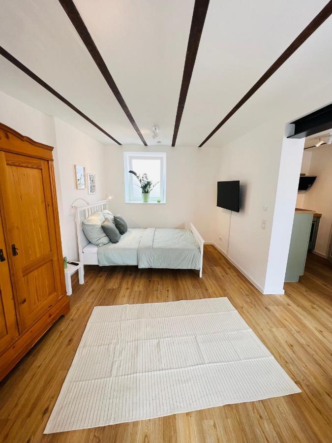 Restaurierter Altbau Mit Privatem Innenhof & Parkplatz Grossfischlingen Kültér fotó